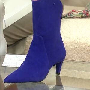 Vince Camuto Women Quindele Purple Suede Mid Shaft Kitten Heel Boot Size 6 NWT